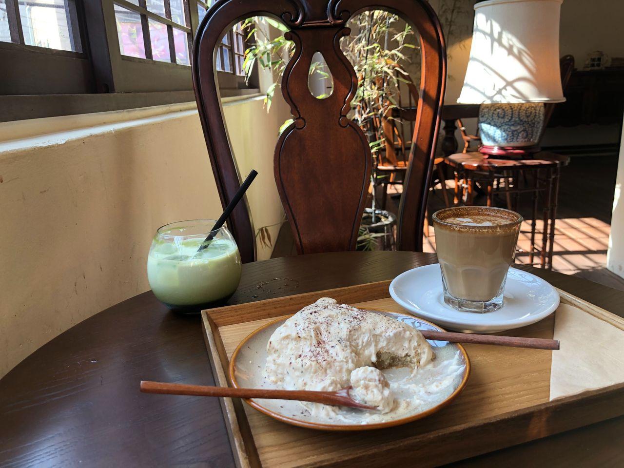 Popular Gangnam Cafe | Gabaedo